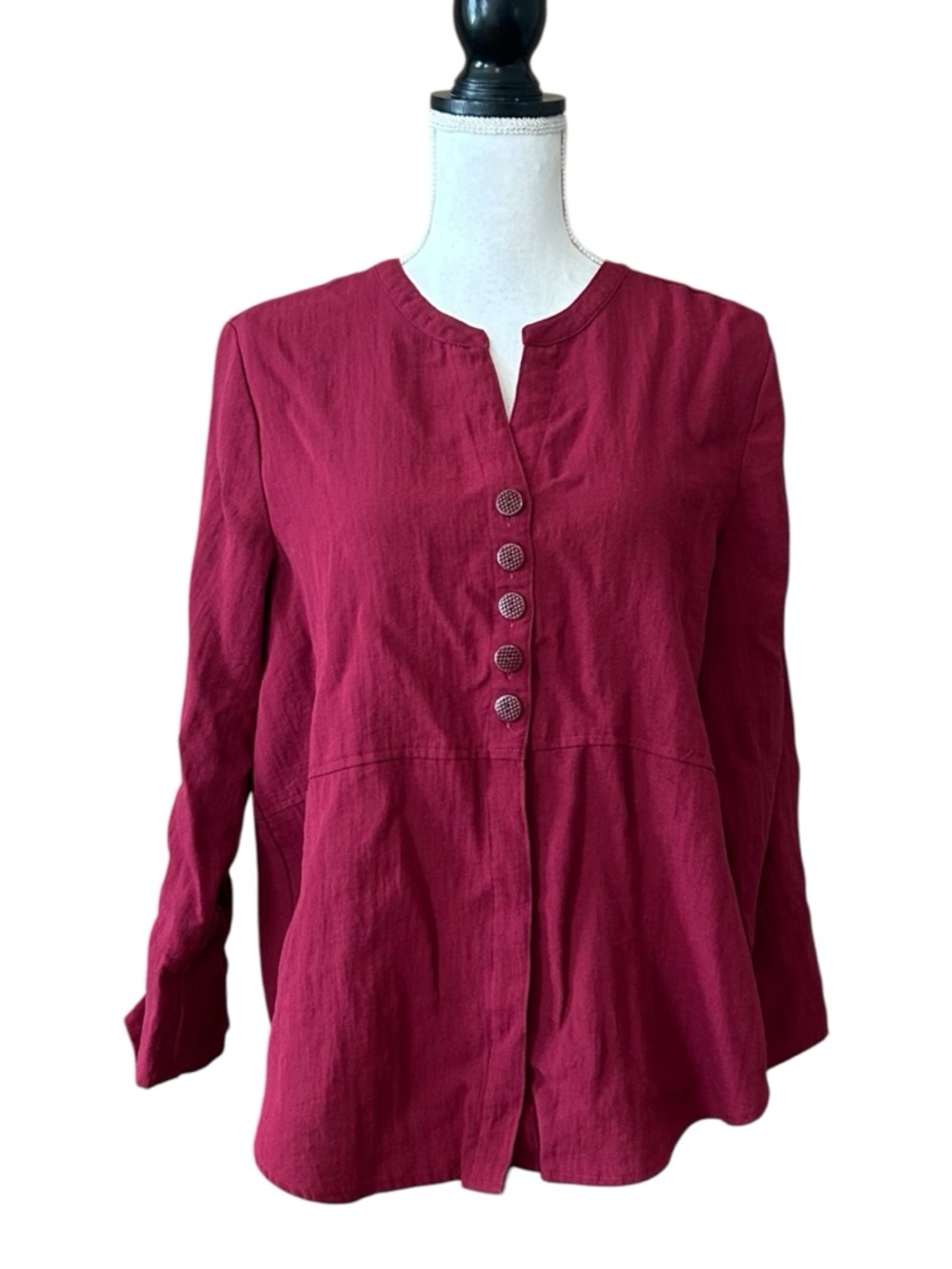Habitat Button Down Long Sleeve Shirt Women’s SZ Medium in Burgundy